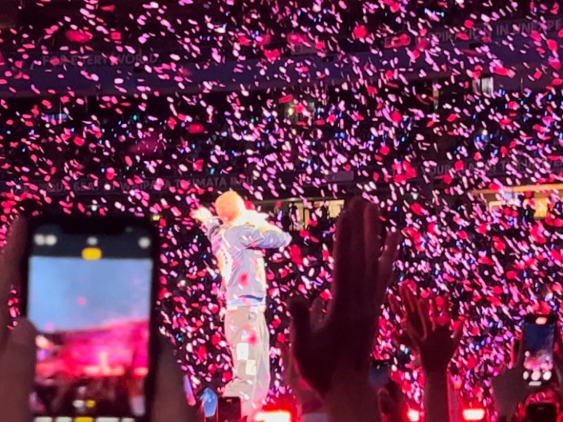 coldplay confetti TobiasMacintosh 14112024