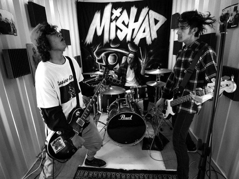 Mishap Band