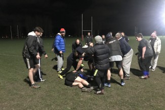 Tri rugby ruck
